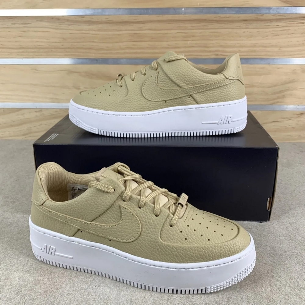 Nike Women's AF1 Sage Low 2 Desert Ore